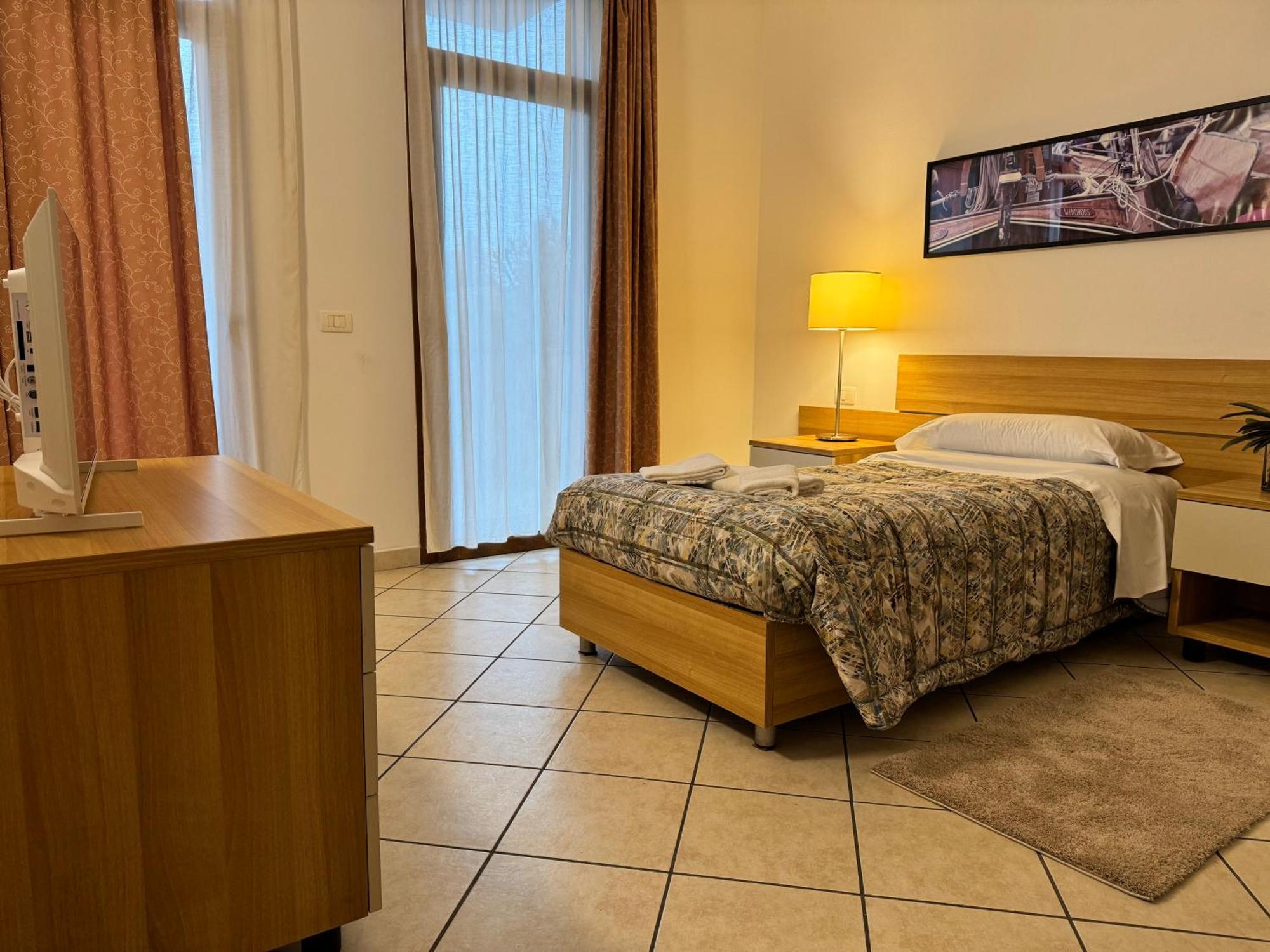 סומה לומברדו Residence Malpensa מראה חיצוני תמונה