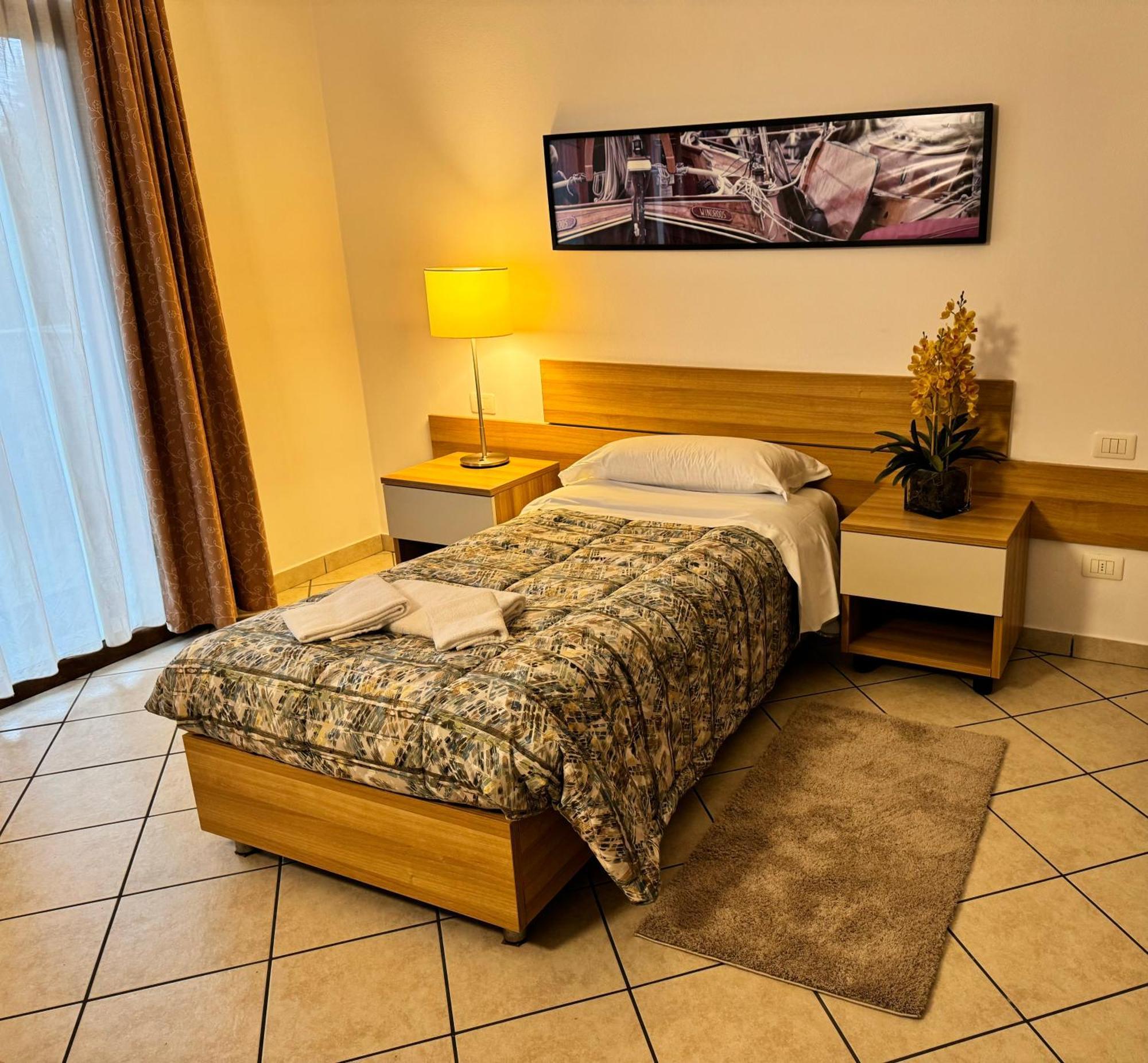סומה לומברדו Residence Malpensa מראה חיצוני תמונה